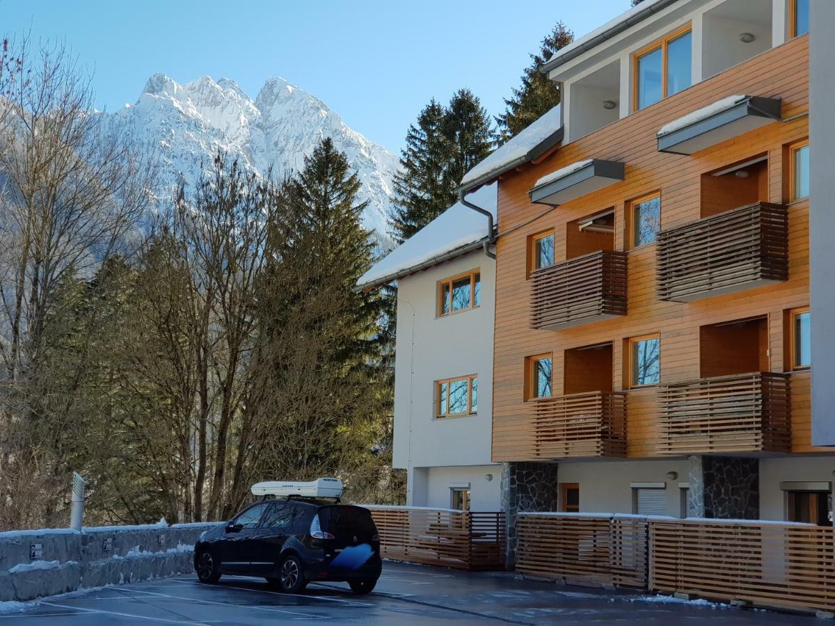 Yellow Apartma Kranjska Gora Apartment Exterior photo